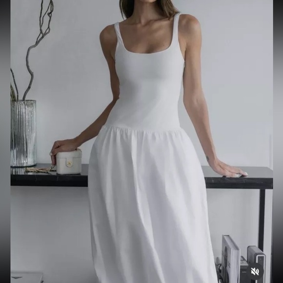 π 2024 ZARA MIXED BALLOON MIDI DRESS - Picture 3 of 6